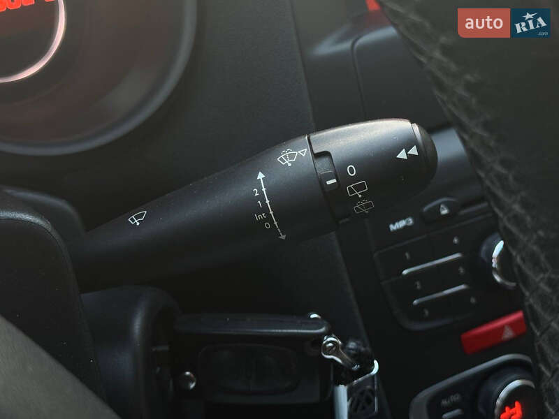 Хетчбек Citroen C4 2012 в Києві