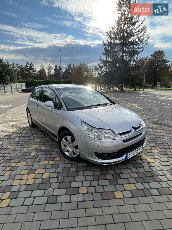 Купе Citroen C4 2008 в 