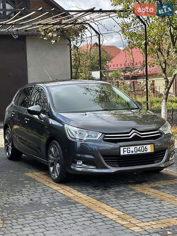 Хетчбек Citroen C4 2011 в 