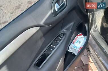 Хэтчбек Citroen C4 2016 в 