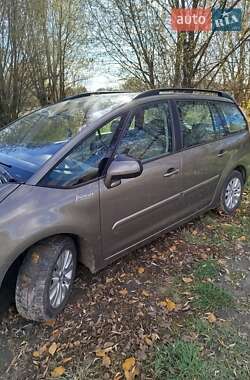 Хэтчбек Citroen C4 2009 в Решетиловке