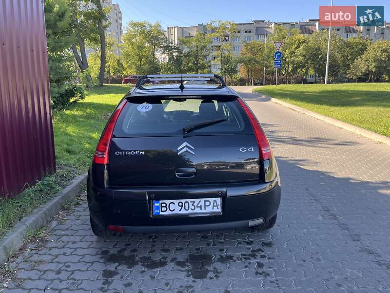 Хэтчбек Citroen C4 2007 в 
