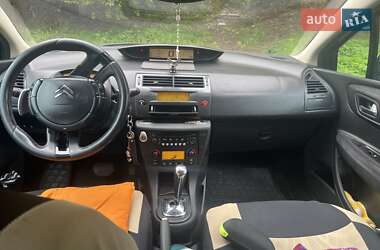 Хэтчбек Citroen C4 2007 в 