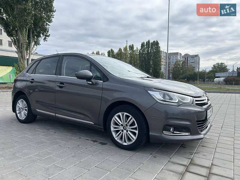 Хетчбек Citroen C4 2016 в Черкасах фото 17 Хетчбек Citroen C4 2016 в Черкасах