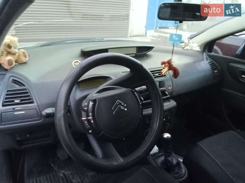 Хэтчбек Citroen C4 2007 в Буче