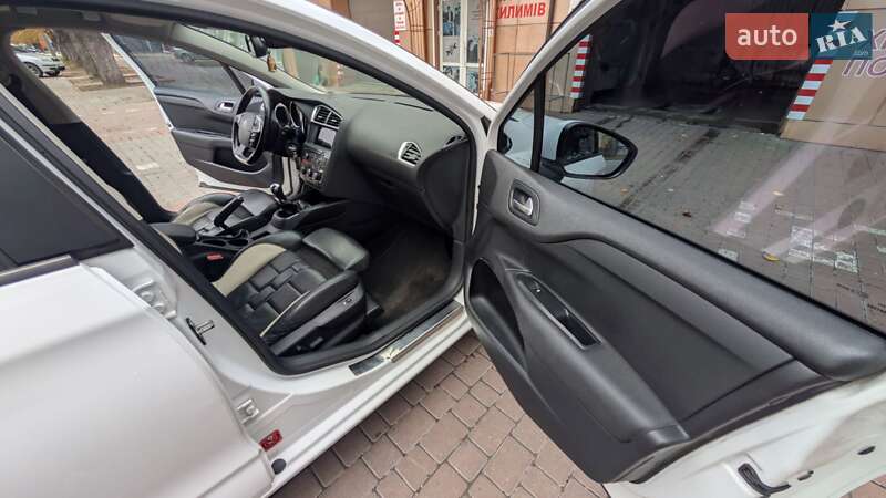 Хетчбек Citroen C4 2011 в Черкасах фото 13 Хетчбек Citroen C4 2011 в Черкасах