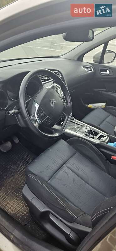 Хэтчбек Citroen C4 2012 в Житомире