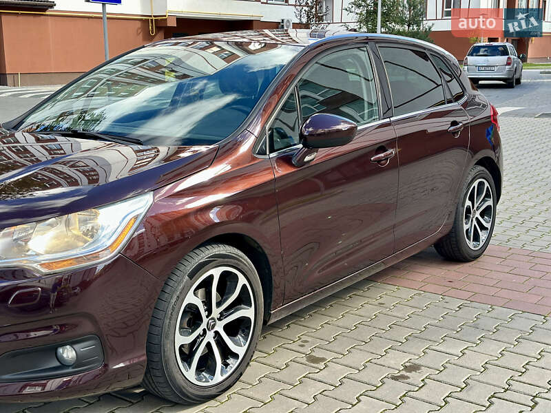 Хэтчбек Citroen C4 2011 в Ивано-Франковске