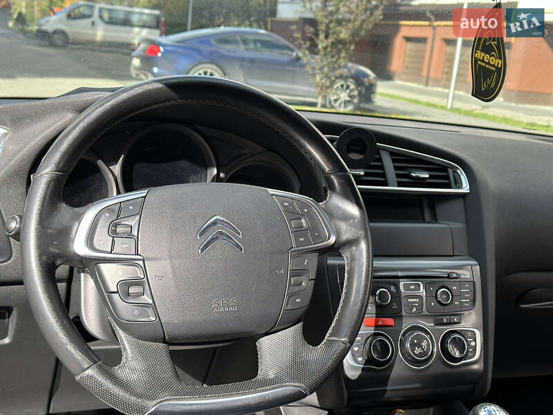 Хэтчбек Citroen C4 2011 в Ивано-Франковске