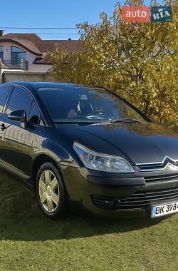 Хэтчбек Citroen C4 2007 в Дубно Хэтчбек Citroen C4 2007 в Дубно