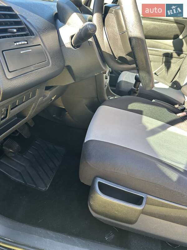 Хэтчбек Citroen C4 2007 в Дубно фото 9 Хэтчбек Citroen C4 2007 в Дубно