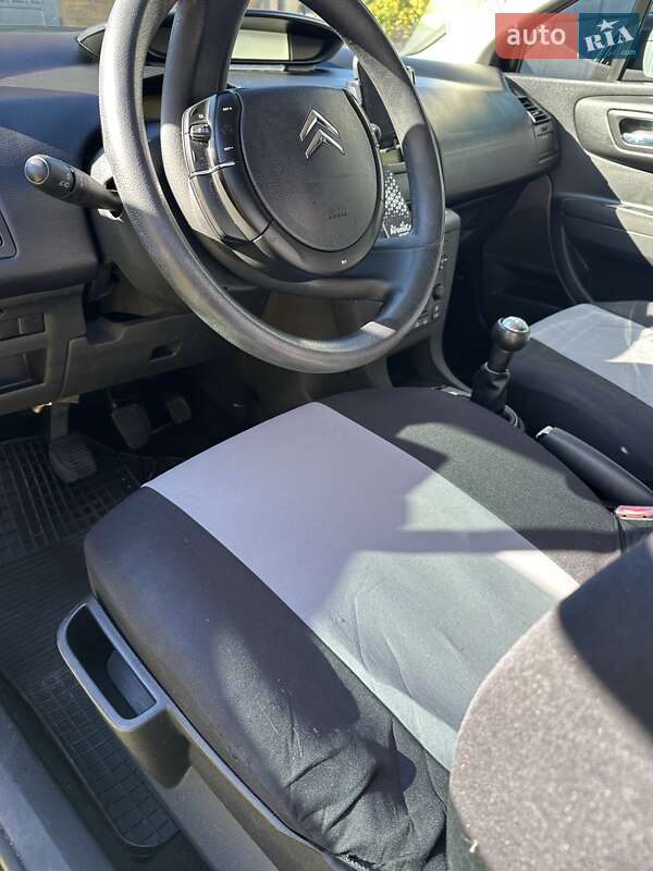 Хэтчбек Citroen C4 2007 в Дубно фото 16 Хэтчбек Citroen C4 2007 в Дубно