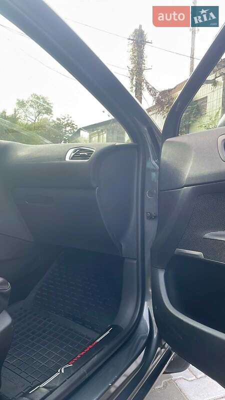 Хетчбек Citroen C4 2012 в Одесі фото 15 Хетчбек Citroen C4 2012 в Одесі