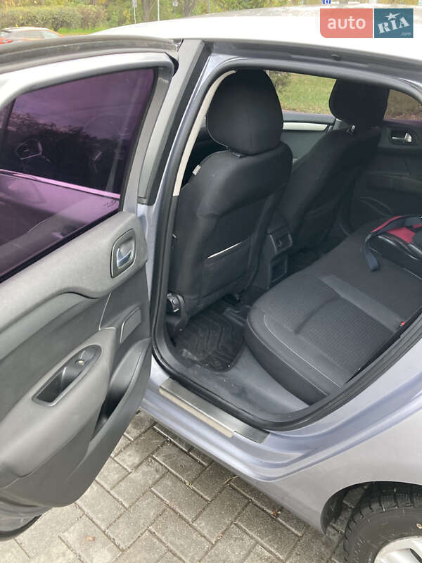 Хэтчбек Citroen C4 2016 в Львове фото 9 Хэтчбек Citroen C4 2016 в Львове