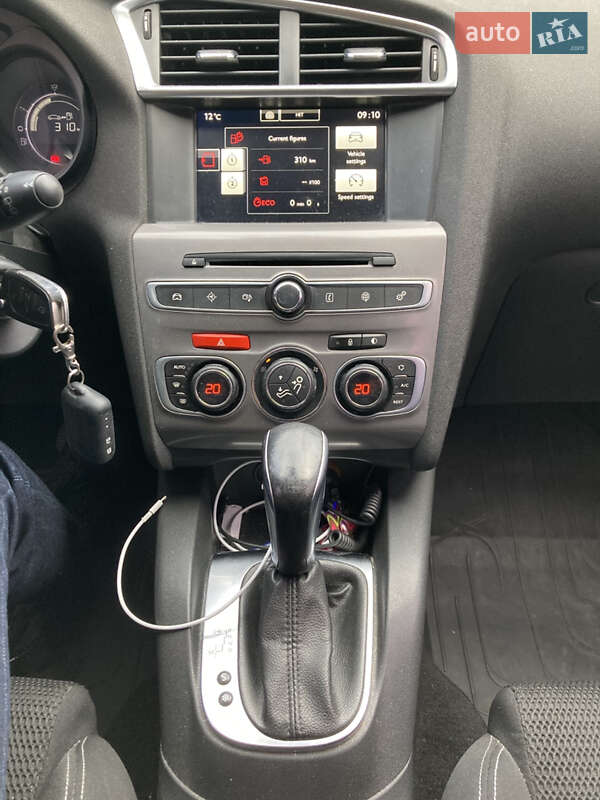 Хэтчбек Citroen C4 2016 в Львове фото 18 Хэтчбек Citroen C4 2016 в Львове