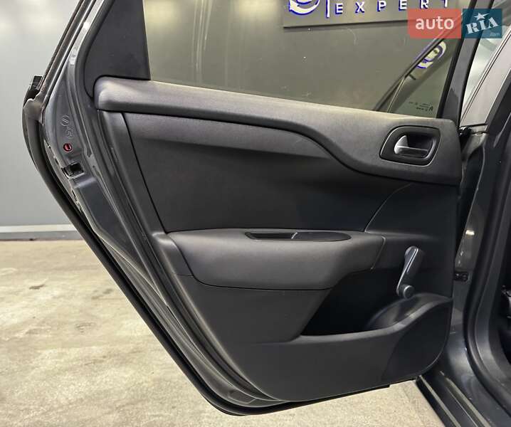 Хэтчбек Citroen C4 2012 в Киеве