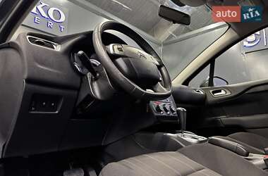 Хетчбек Citroen C4 2012 в  фото 28 Хетчбек Citroen C4 2012 в