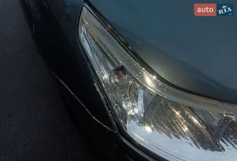 Купе Citroen C4 2005 в Коростене