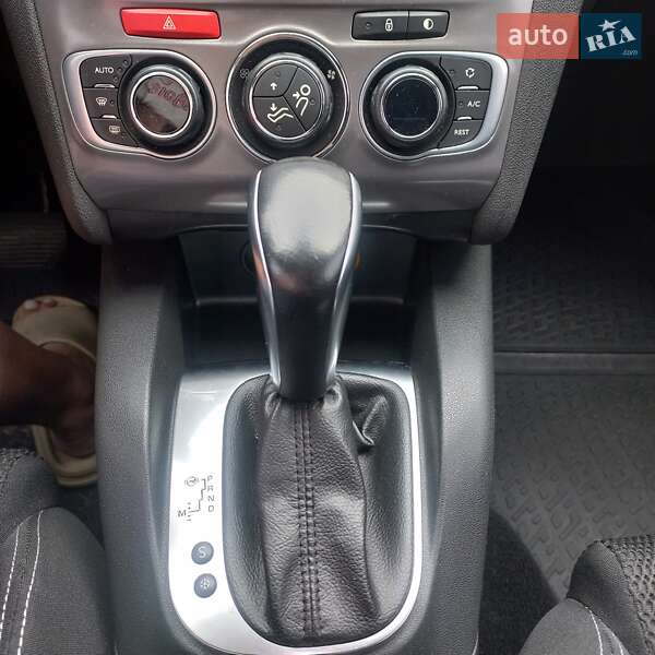 Хетчбек Citroen C4 2016 в Києві