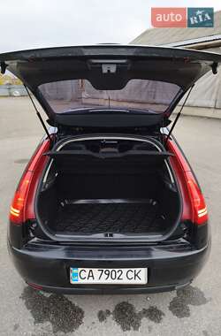 Хэтчбек Citroen C4 2008 в 