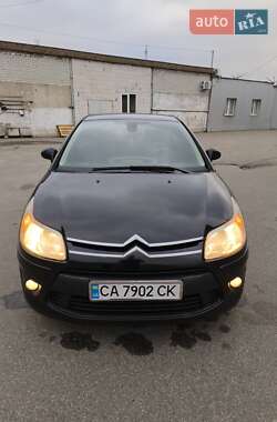 Хэтчбек Citroen C4 2008 в 
