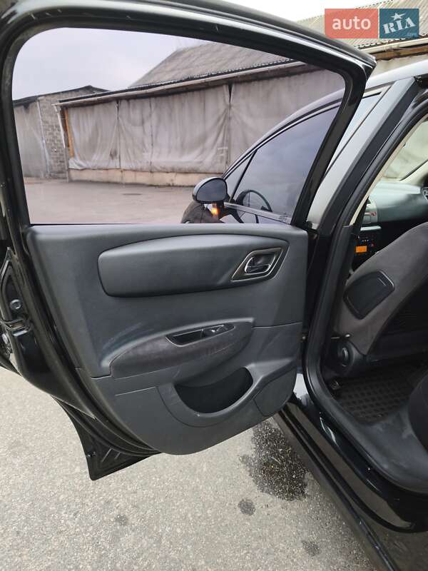 Хетчбек Citroen C4 2008 в Черкасах фото 12 Хетчбек Citroen C4 2008 в Черкасах