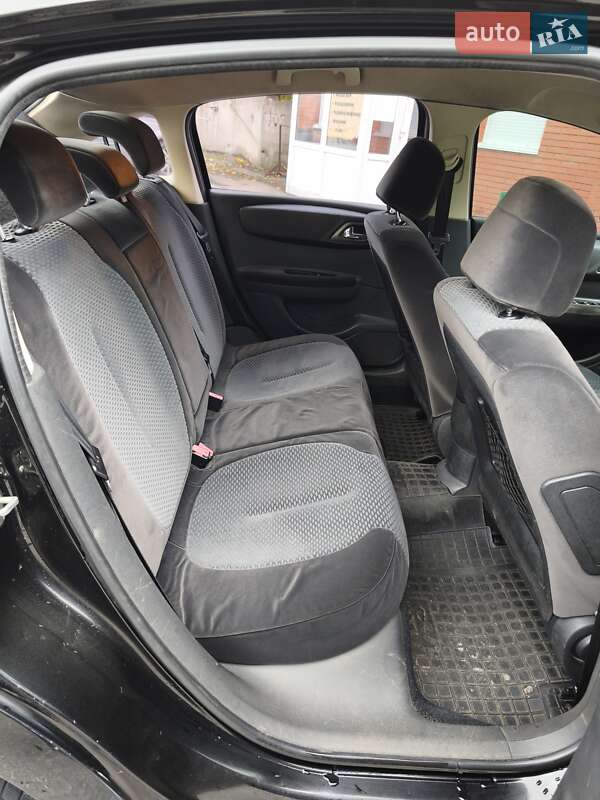 Хетчбек Citroen C4 2008 в Черкасах фото 15 Хетчбек Citroen C4 2008 в Черкасах
