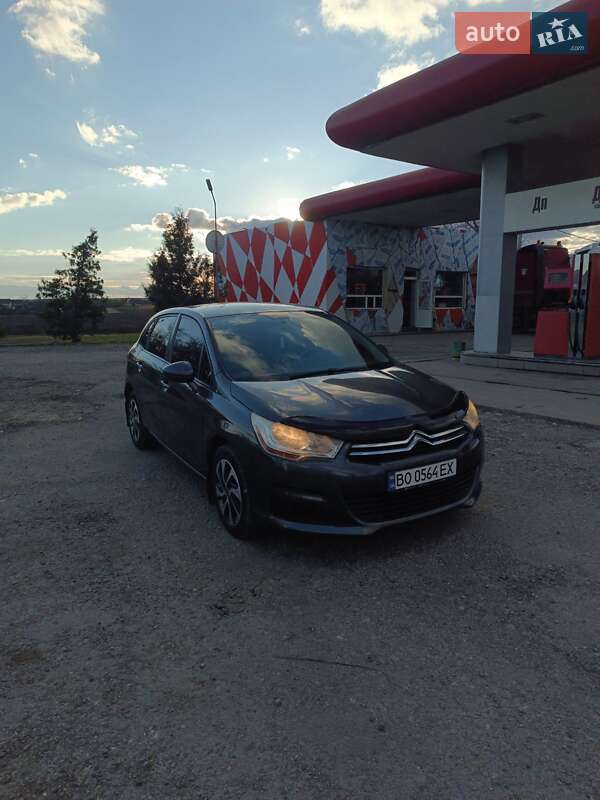 Хетчбек Citroen C4 2011 в Товсте