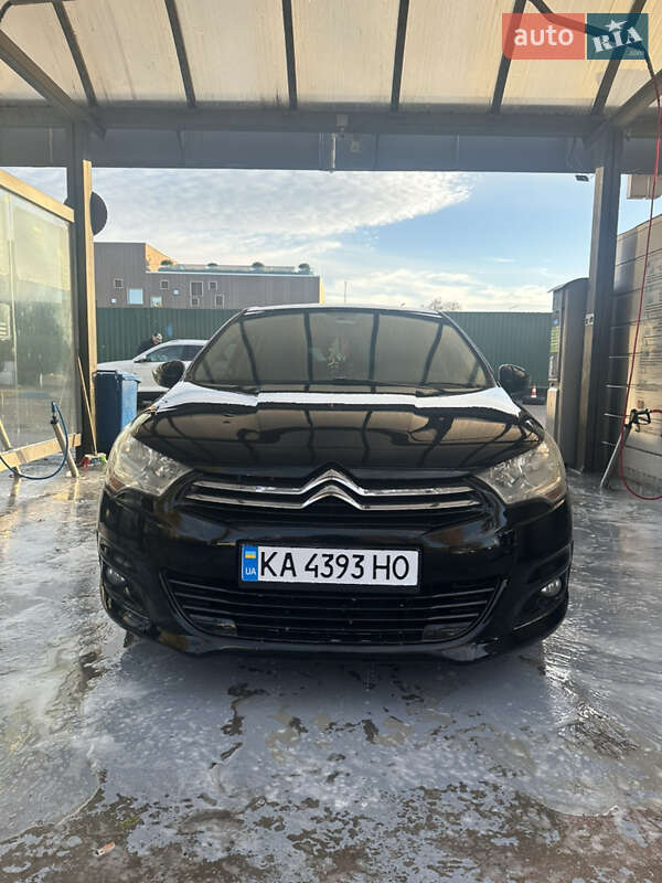 Хетчбек Citroen C4 2011 в Києві фото Хетчбек Citroen C4 2011 в Києві