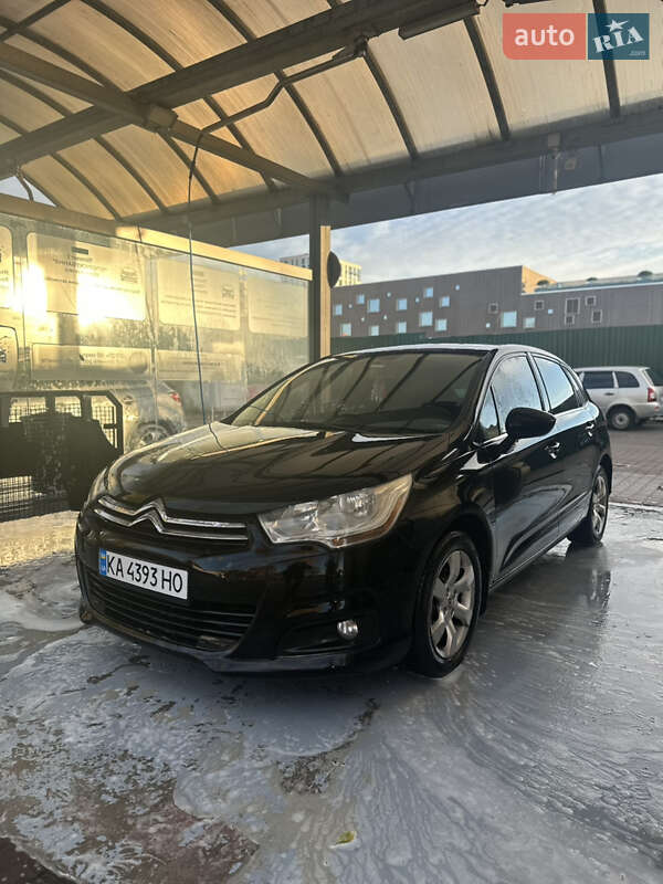 Хетчбек Citroen C4 2011 в Києві фото 17 Хетчбек Citroen C4 2011 в Києві