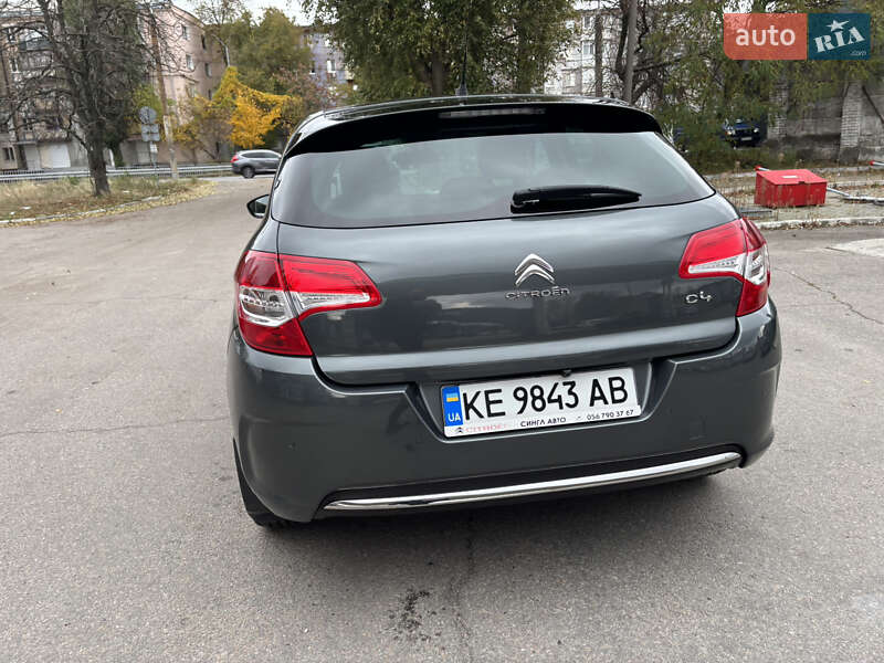 Хетчбек Citroen C4 2012 в Дніпрі