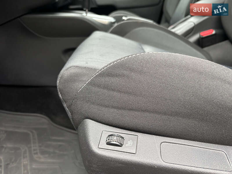 Хетчбек Citroen C4 2012 в Дніпрі