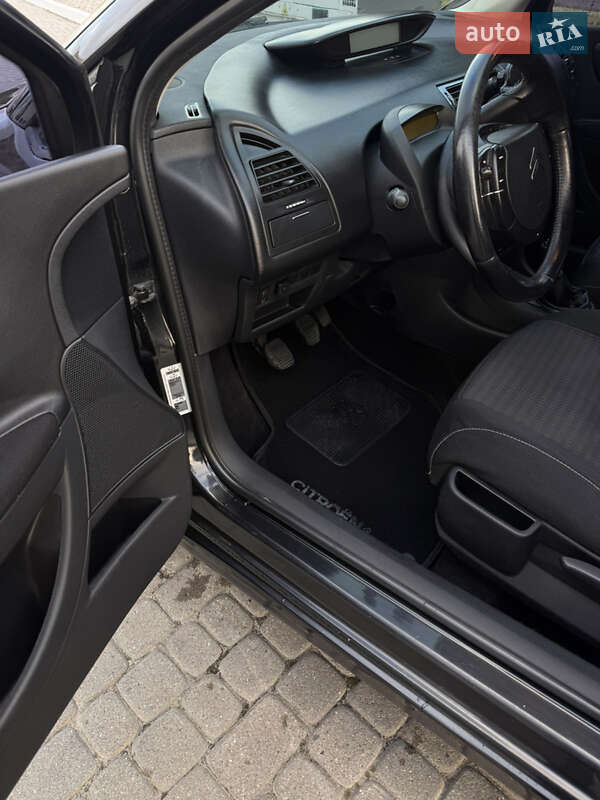 Купе Citroen C4 2007 в Львові