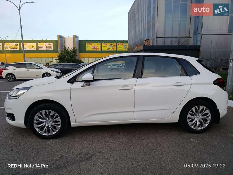 Хетчбек Citroen C4 2016 в Івано-Франківську фото 2 Хетчбек Citroen C4 2016 в Івано-Франківську