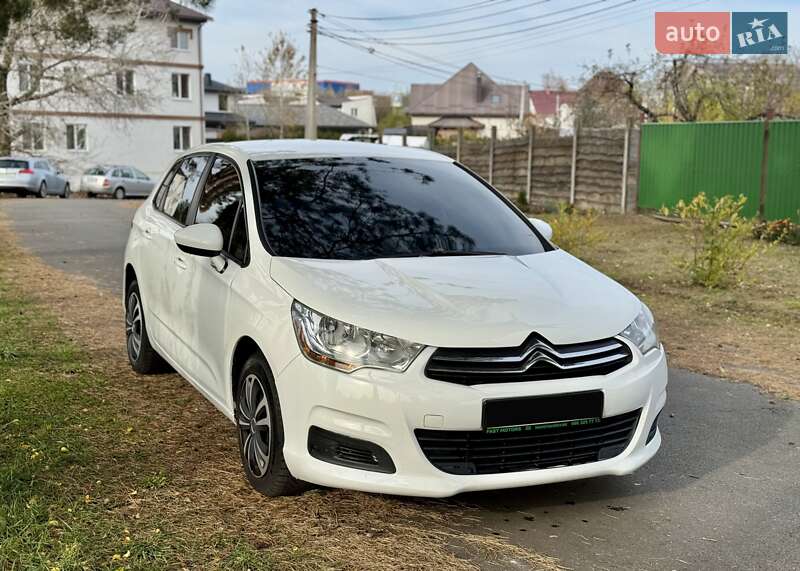 Хэтчбек Citroen C4 2013 в Киеве фото 3 Хэтчбек Citroen C4 2013 в Киеве