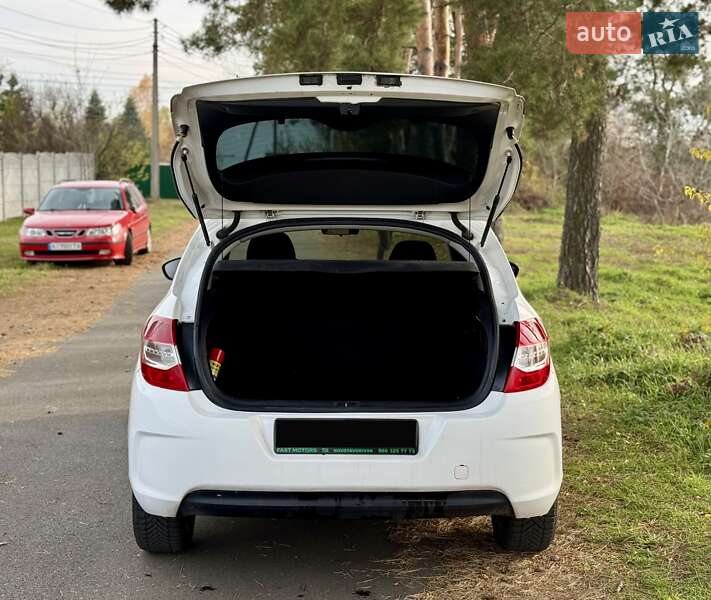 Хэтчбек Citroen C4 2013 в Киеве фото 8 Хэтчбек Citroen C4 2013 в Киеве