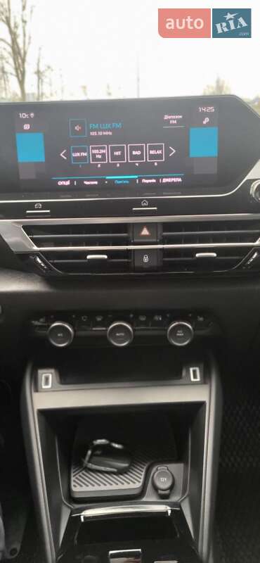 Хэтчбек Citroen C4 2021 в Киеве фото 10 Хэтчбек Citroen C4 2021 в Киеве