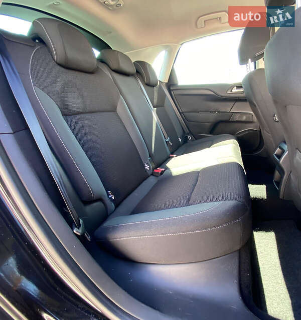 Хэтчбек Citroen C4 2015 в Ровно фото 19 Хэтчбек Citroen C4 2015 в Ровно