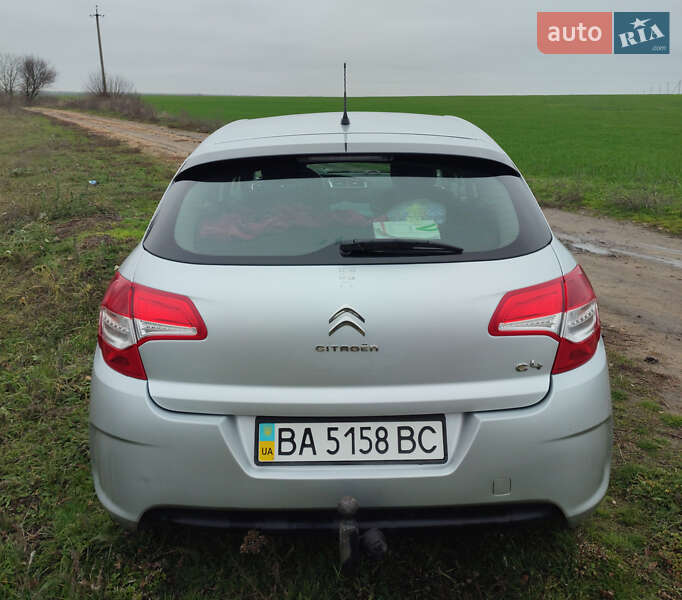 Хэтчбек Citroen C4 2013 в Добровеличковке