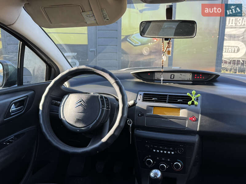 Хетчбек Citroen C4 2010 в Стрию фото 26 Хетчбек Citroen C4 2010 в Стрию