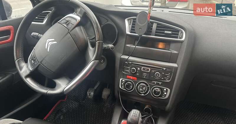 Хэтчбек Citroen C4 2017 в Ужгороде