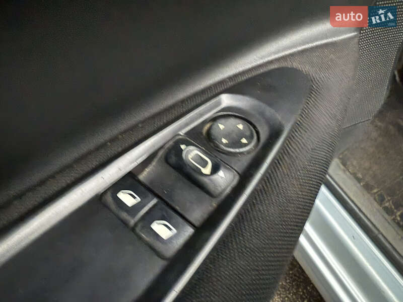 Хэтчбек Citroen C4 2008 в Черкассах фото 42 Хэтчбек Citroen C4 2008 в Черкассах