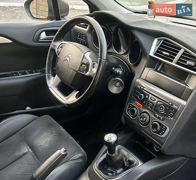 Хэтчбек Citroen C4 2014 в Днепре