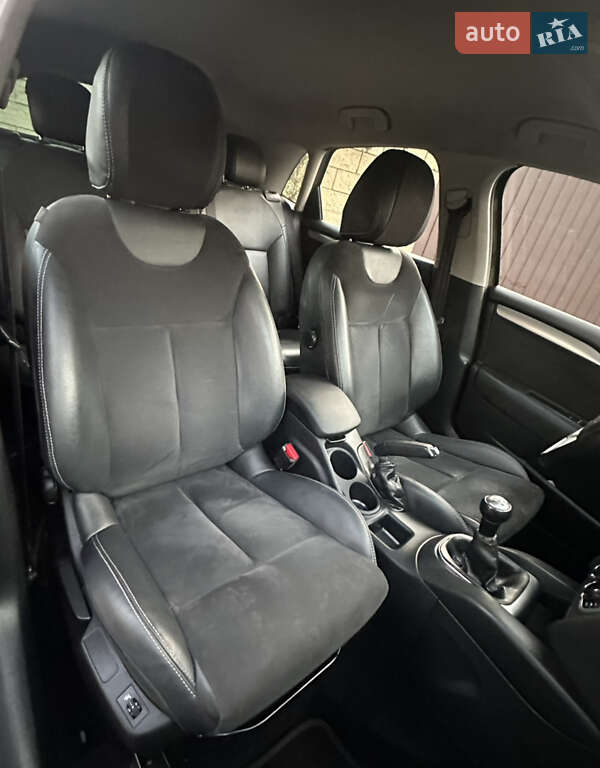 Хэтчбек Citroen C4 2014 в Днепре