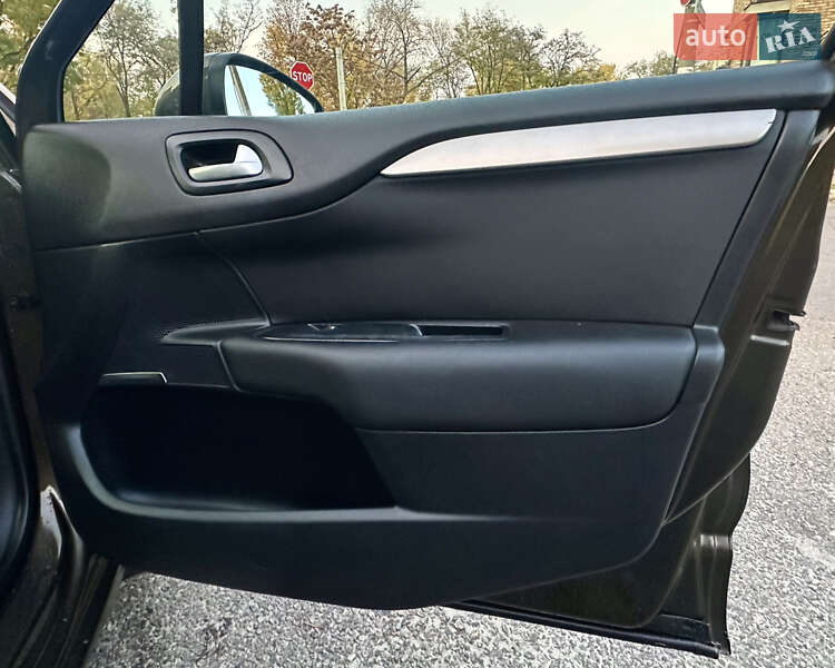 Хэтчбек Citroen C4 2014 в Днепре