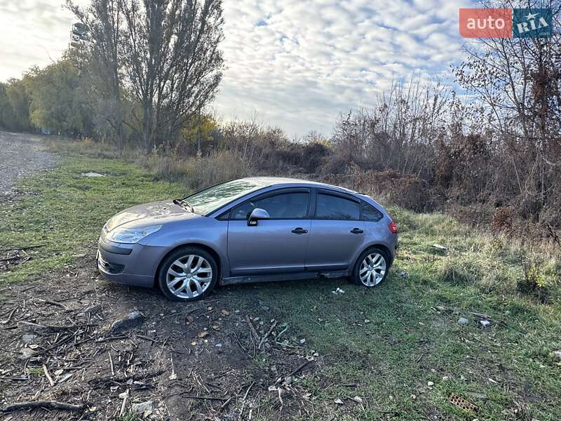 Хэтчбек Citroen C4 2008 в Славянске