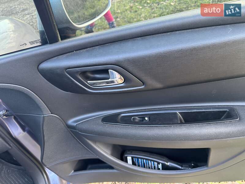 Хэтчбек Citroen C4 2008 в Славянске