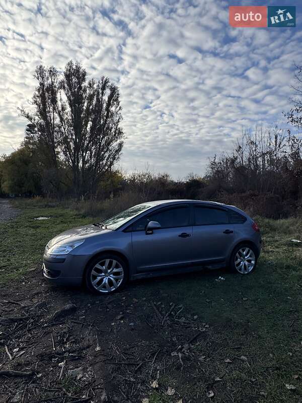 Хэтчбек Citroen C4 2008 в Славянске