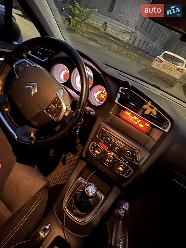 Хетчбек Citroen C4 2012 в Харкові