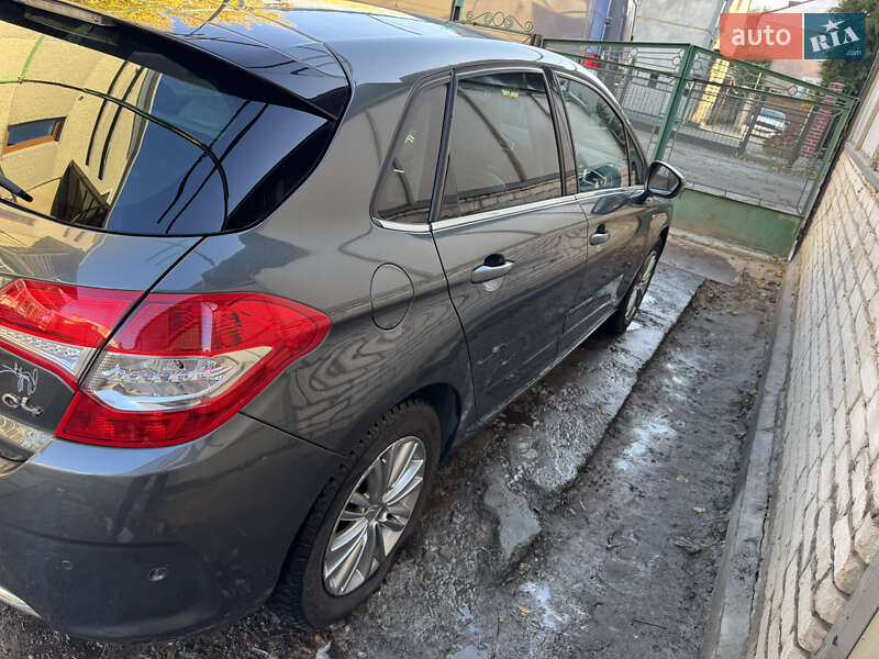Хетчбек Citroen C4 2010 в Львові